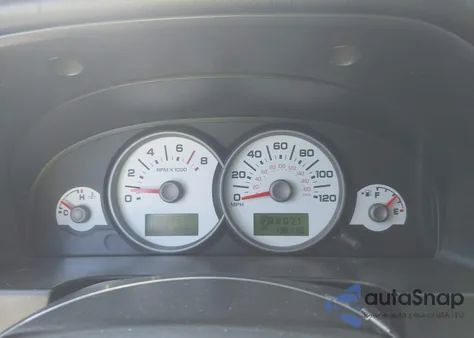 2005 Ford Escape Limited from USA, damaged, VIN 1FMYU04135KB68930